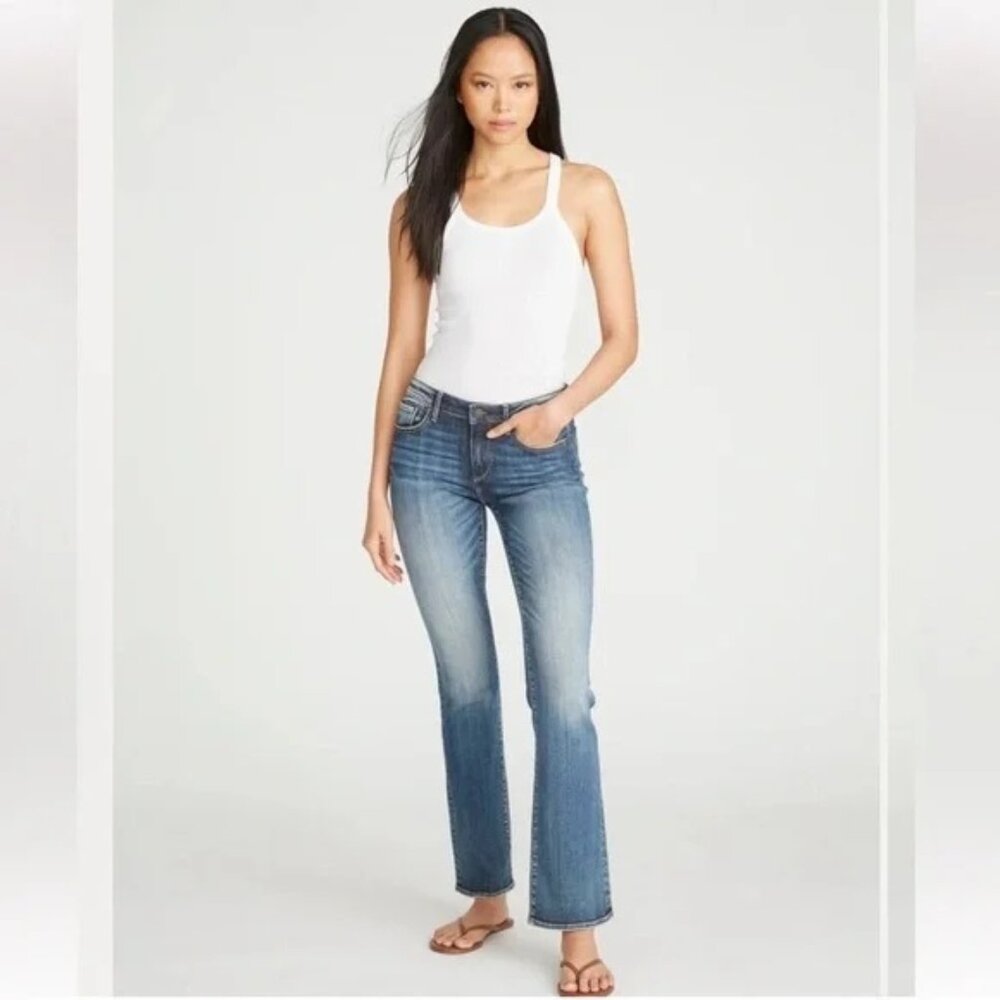 NWOT Driftwood Kelly Classic Bootcut Jeans Medium Wash Size 28